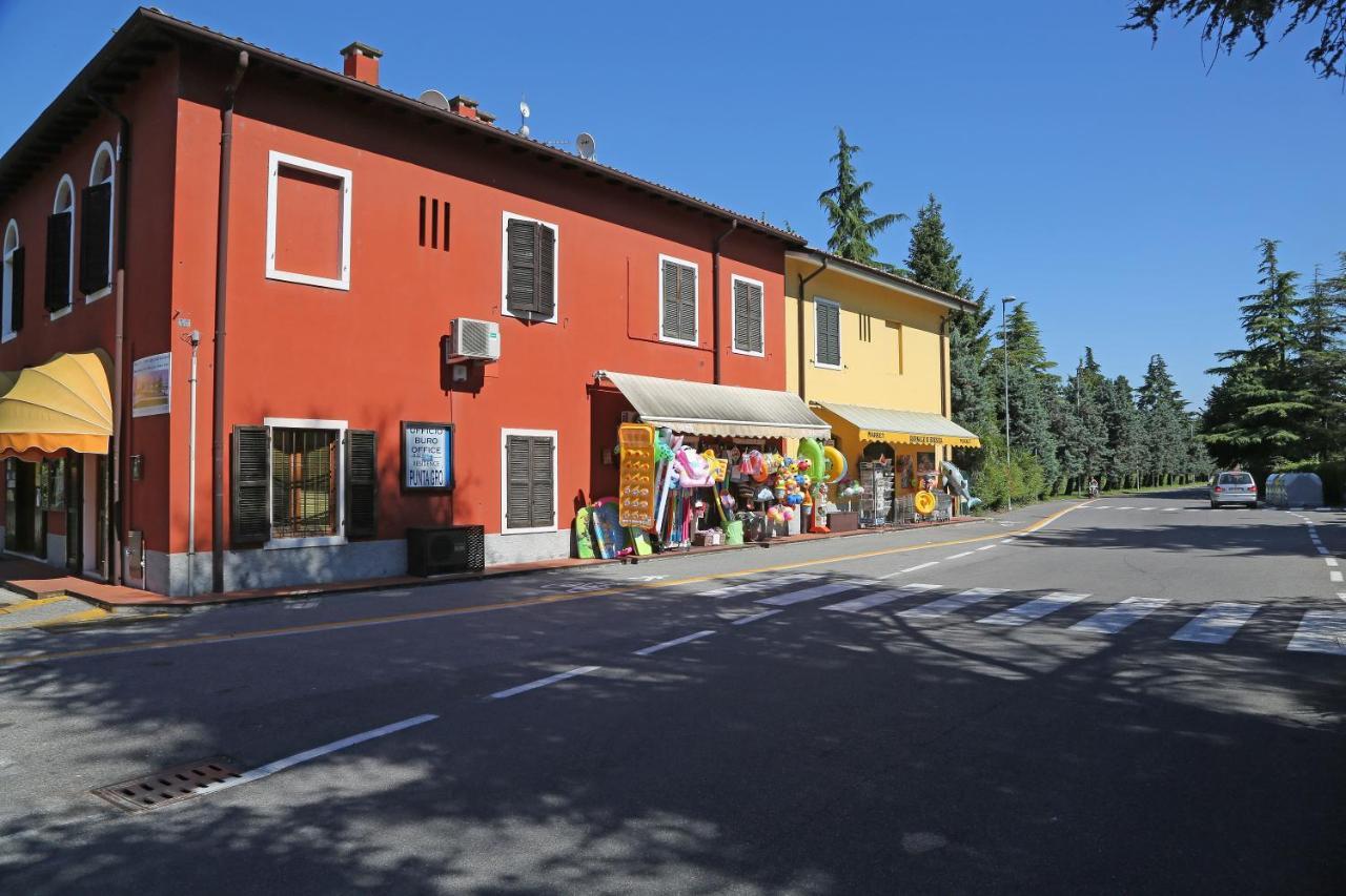 Appartamenti Punta Gro Sirmione Buitenkant foto